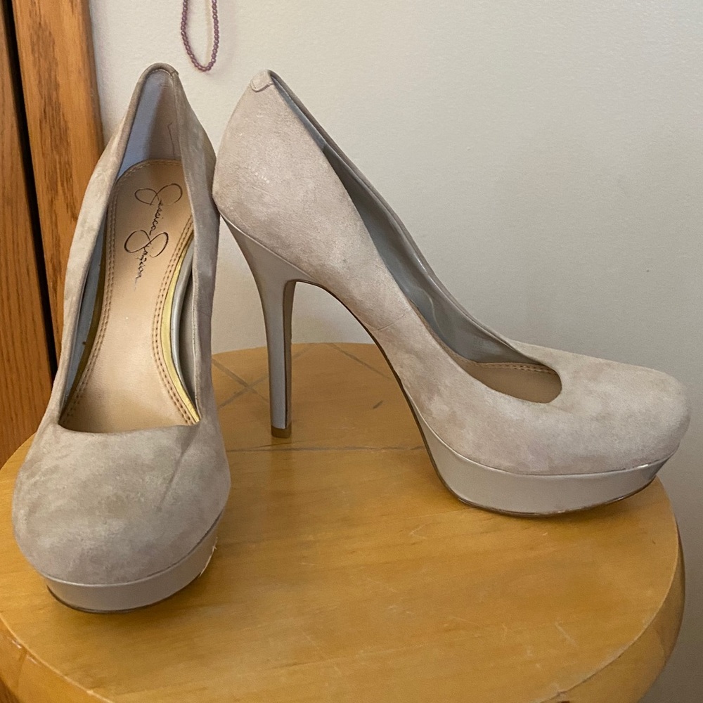Jessica Simpson Pumps